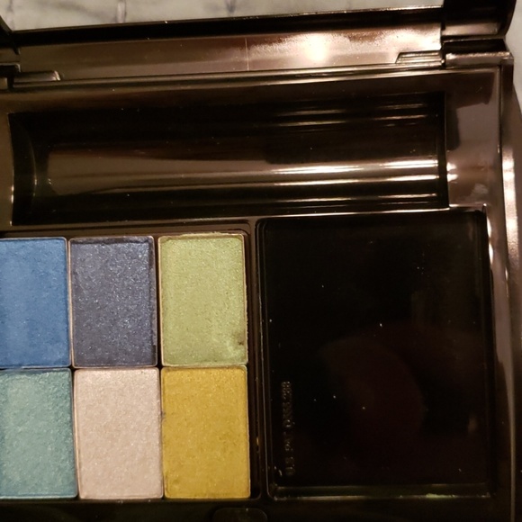 Large Compact - Picture 5 of 6